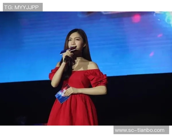 李依依足球之路:从青涩少女到赛场女神的成长故事 李依依足球之路:从青涩少女到赛场女神的成长故事