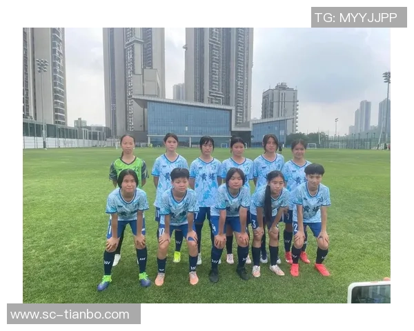 激情四溢的广州业余足球赛点燃城市热情展现年轻活力与团队精神 激情四溢的广州业余足球赛点燃城市热情展现年轻活力与团队精神